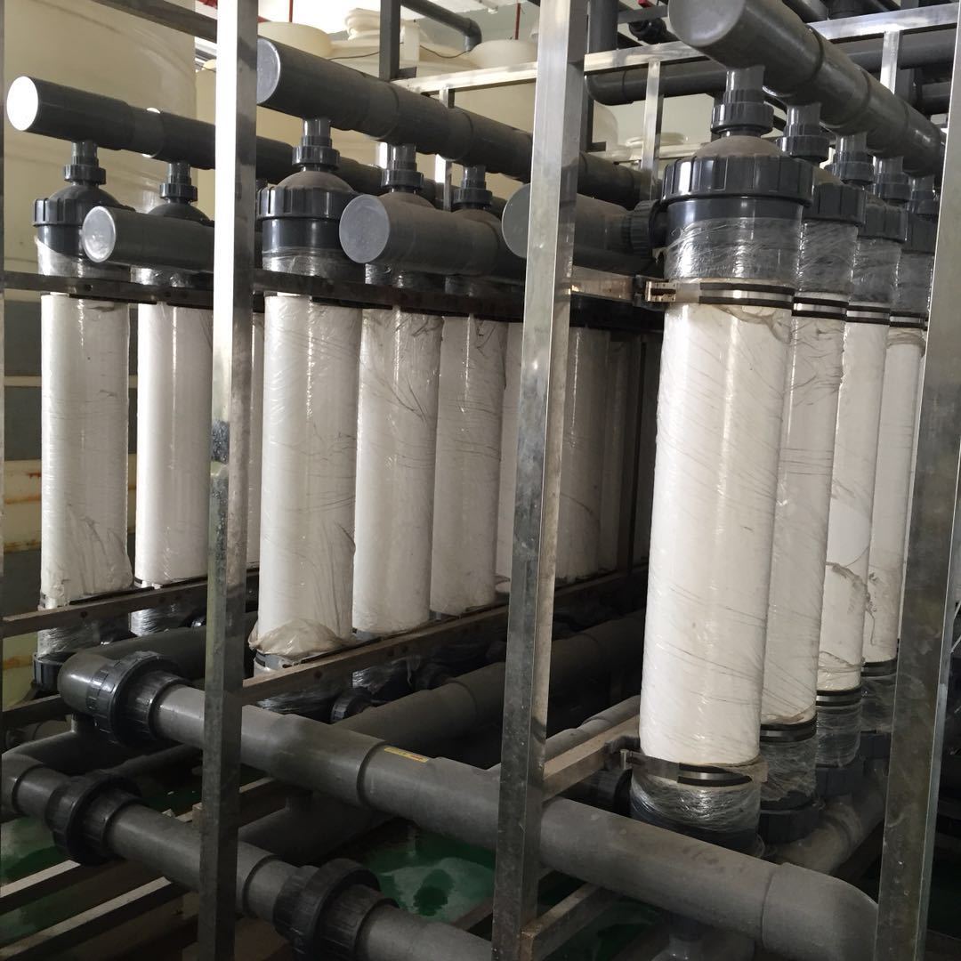 如何防止反渗透设备系统RO膜的性能损坏？